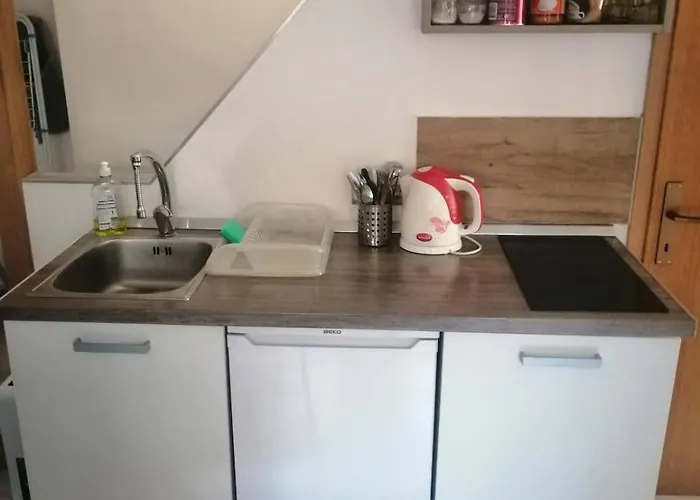 Apartment Freya Lesce (Upper Carniola)